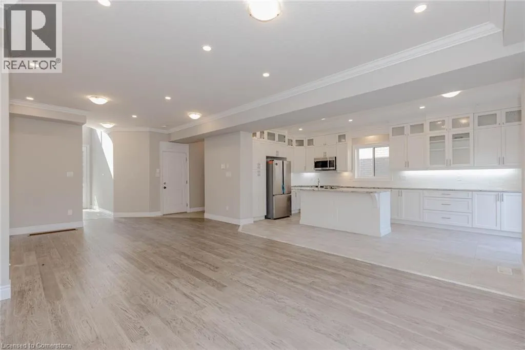 61 ELEANOR Avenue