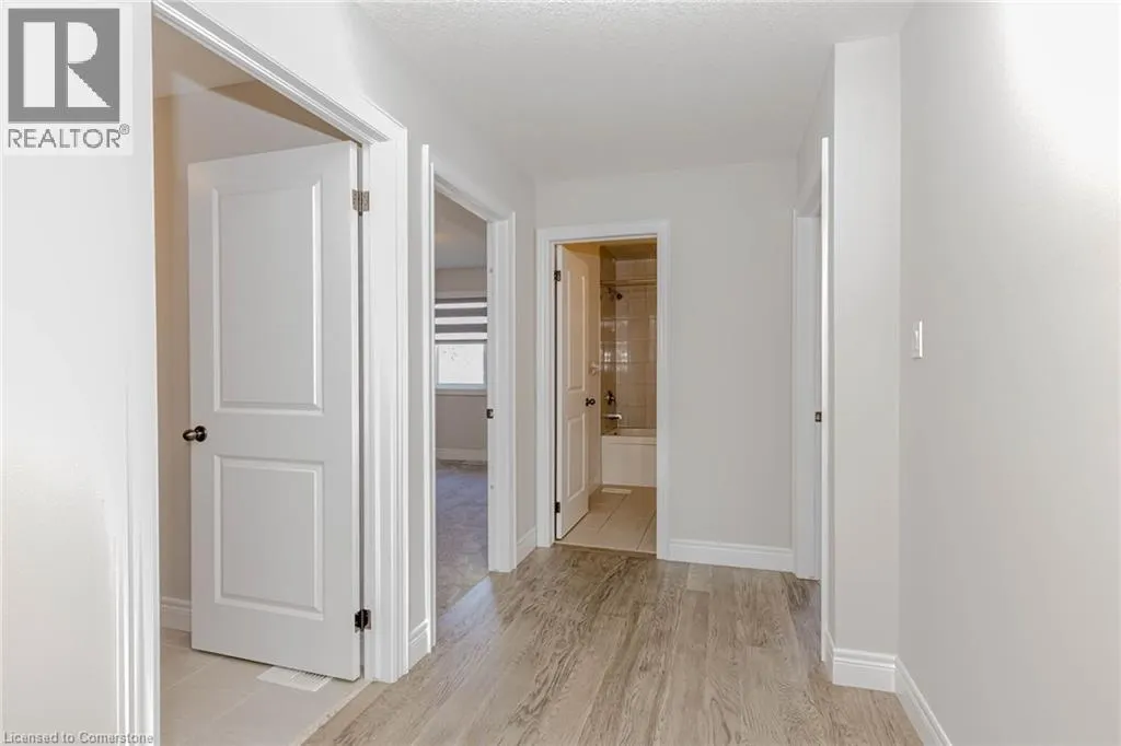 61 ELEANOR Avenue