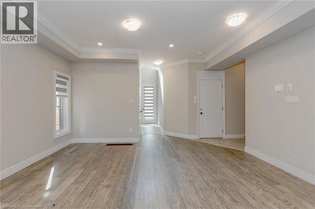 61 ELEANOR Avenue