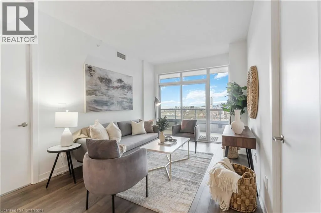 550 NORTH SERVICE Road Unit# 807, #807