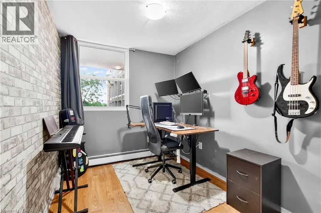 350 QUIGLEY Road Unit# 320, #320