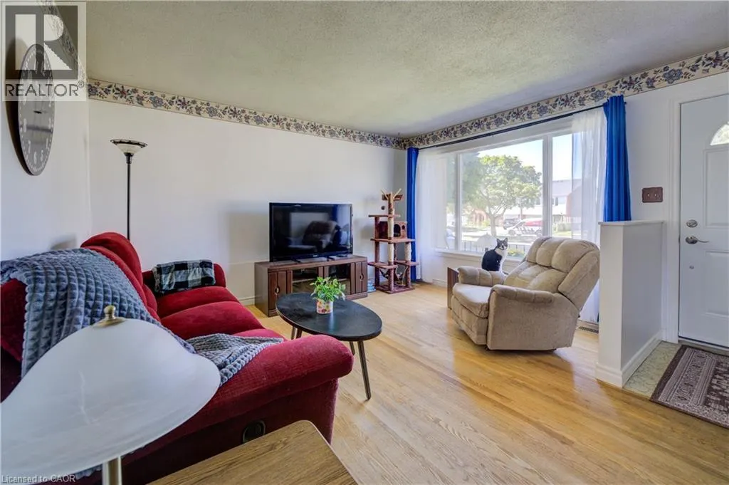 73 OVERLEA Drive