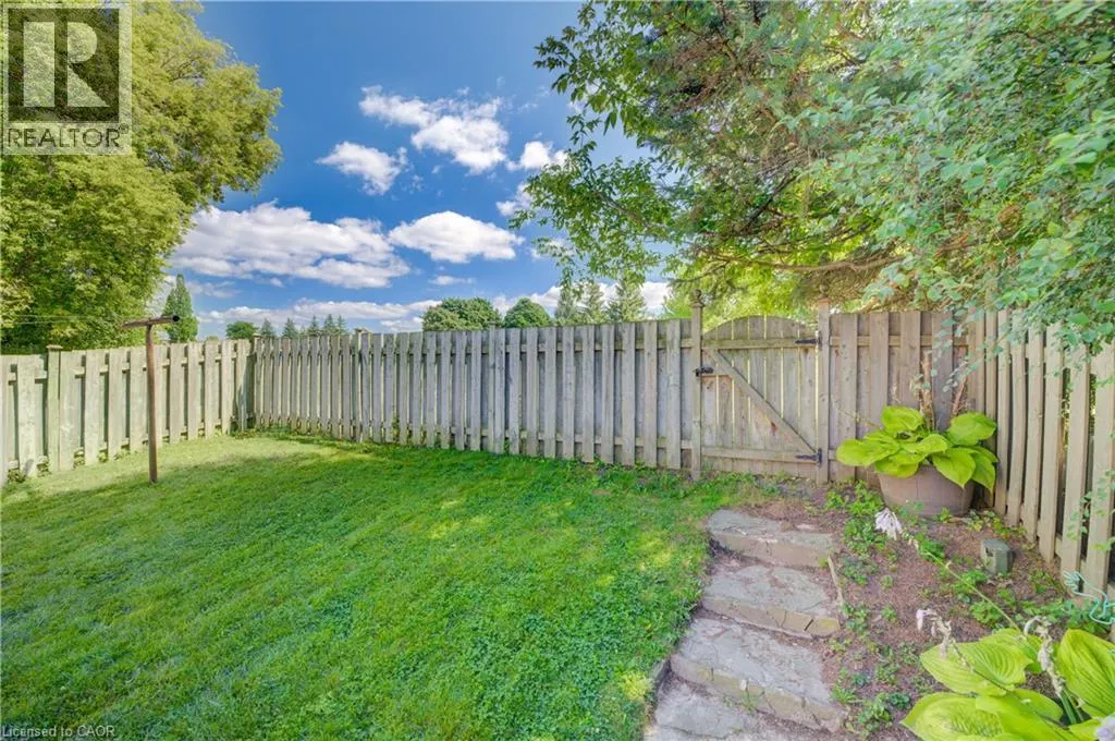 73 OVERLEA Drive