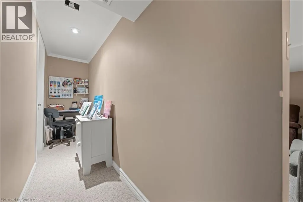 4 IRONGATE Drive