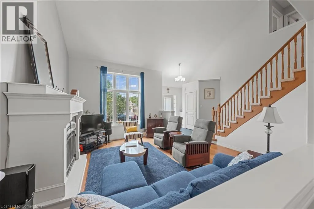4 IRONGATE Drive