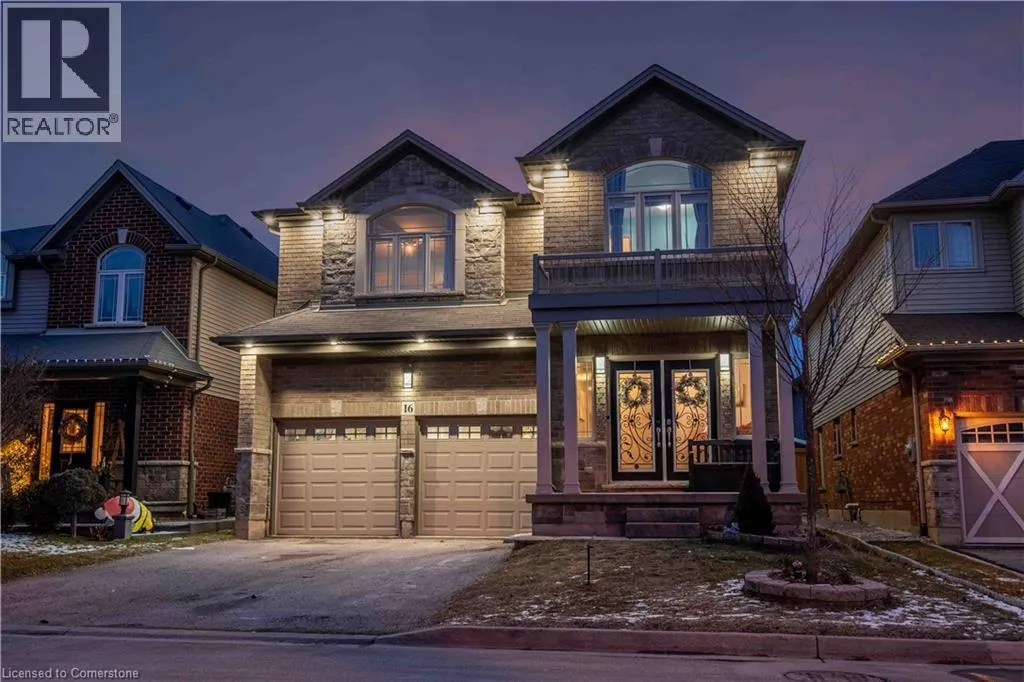 16 KINSMAN Drive