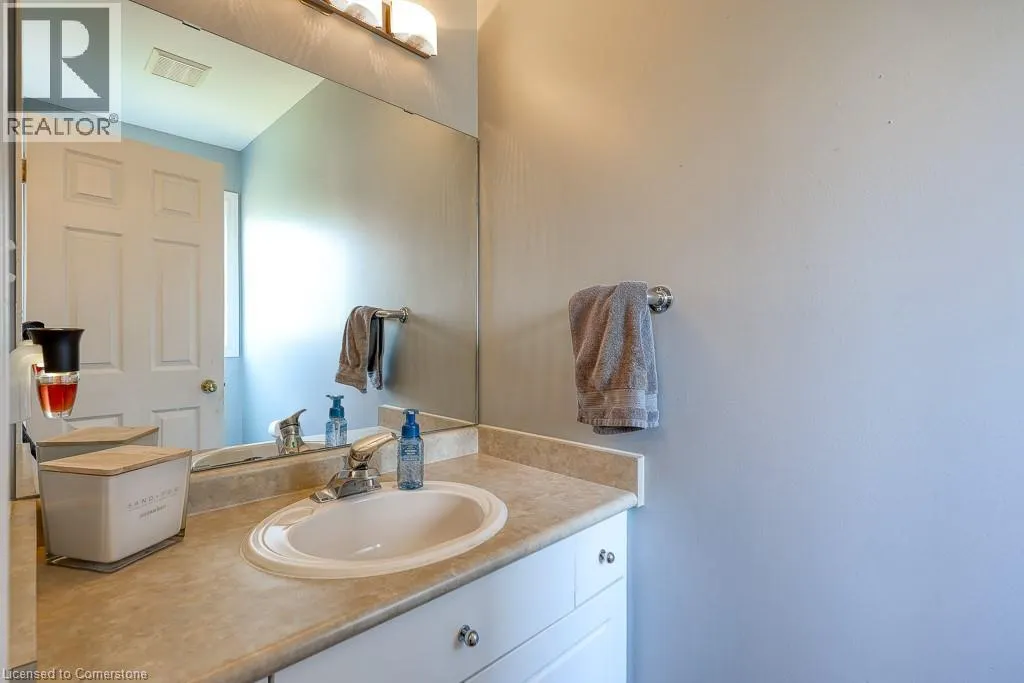 149 SNYDER'S Street E Unit# 9, #9