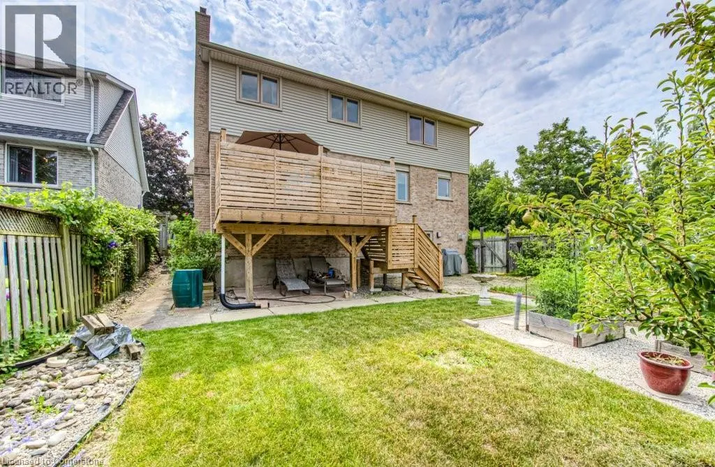 482 APPLEDALE Crescent