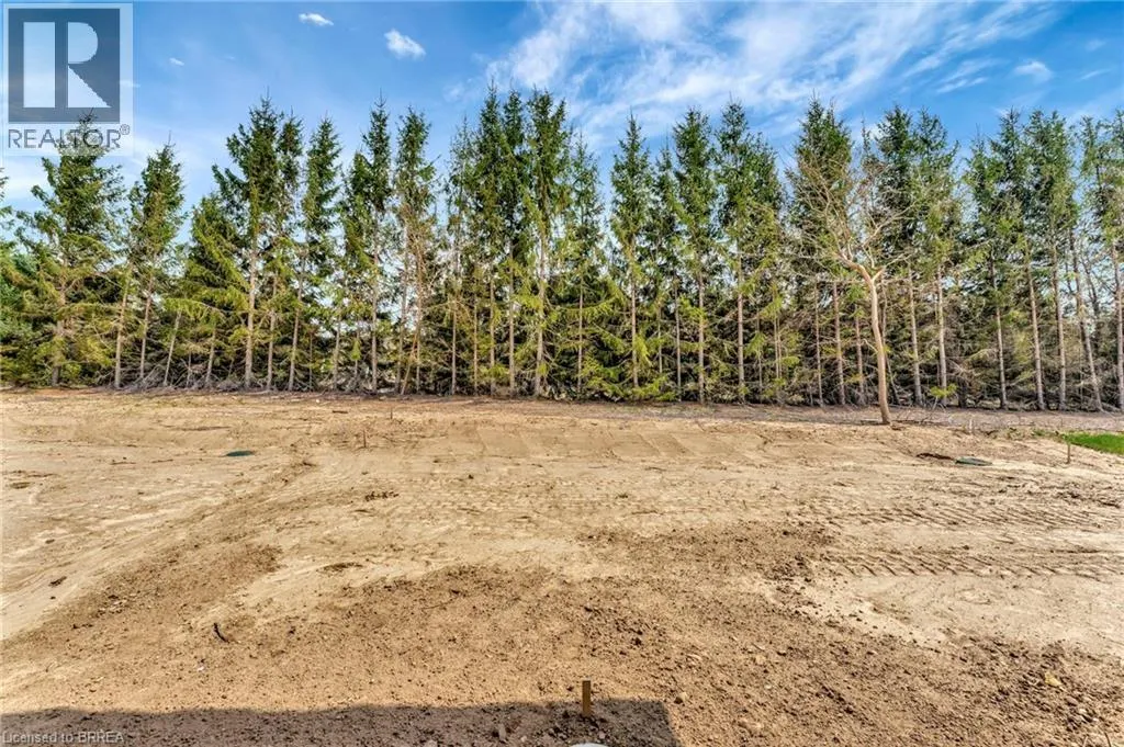 154 VANROOY Trail