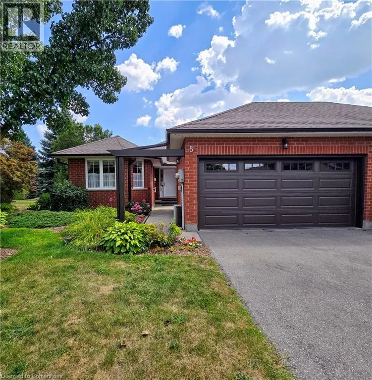 10 ISHERWOOD Avenue Unit# 5, #5