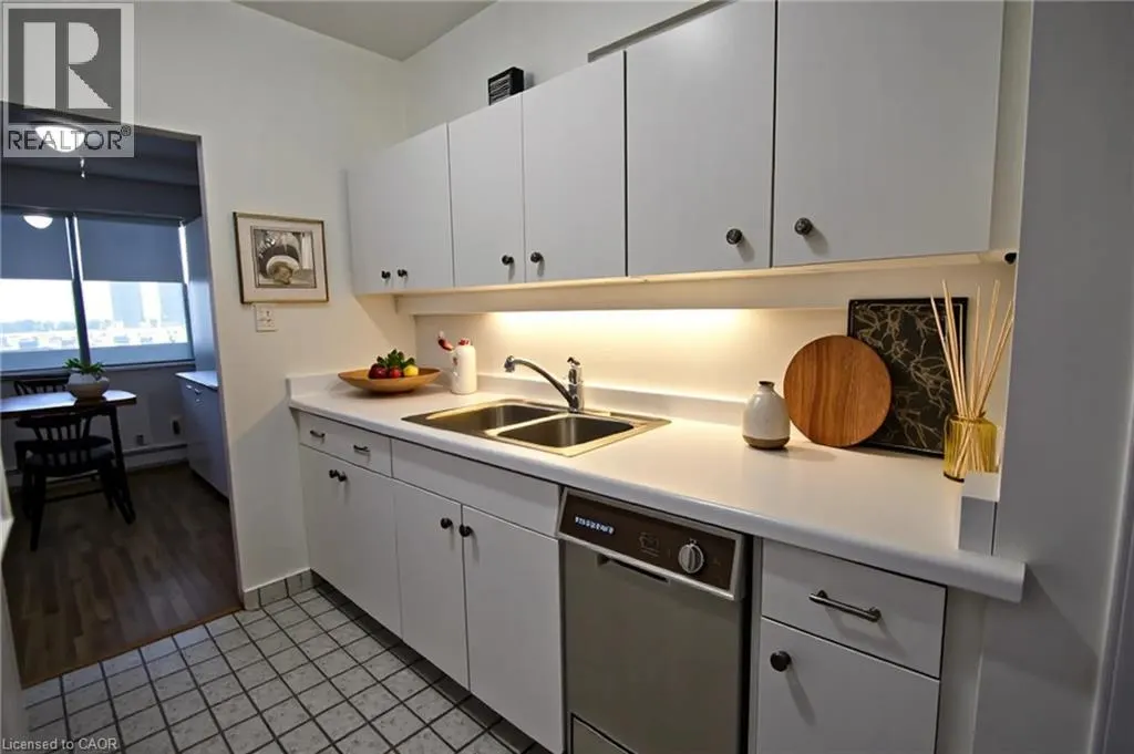 45 WESTMOUNT Road N Unit# 602, #602