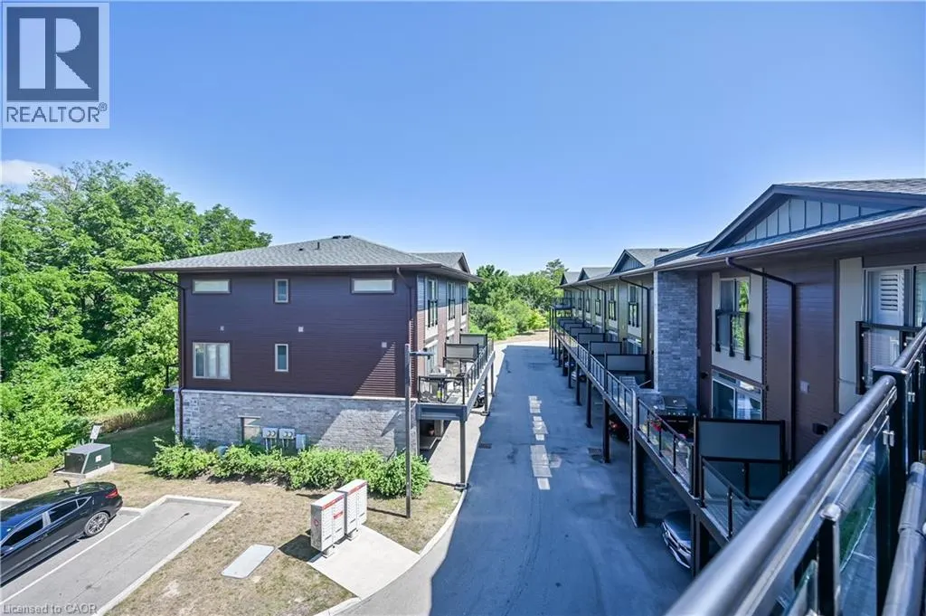 23 ECHOVALLEY Drive Unit# 12, #12