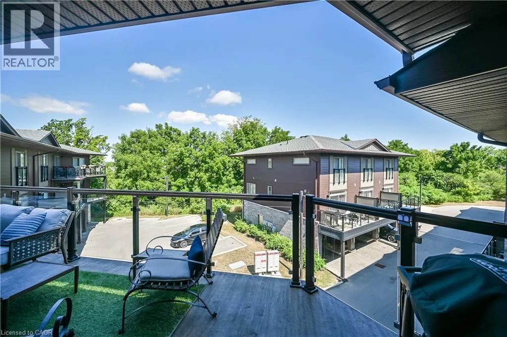 23 ECHOVALLEY Drive Unit# 12, #12