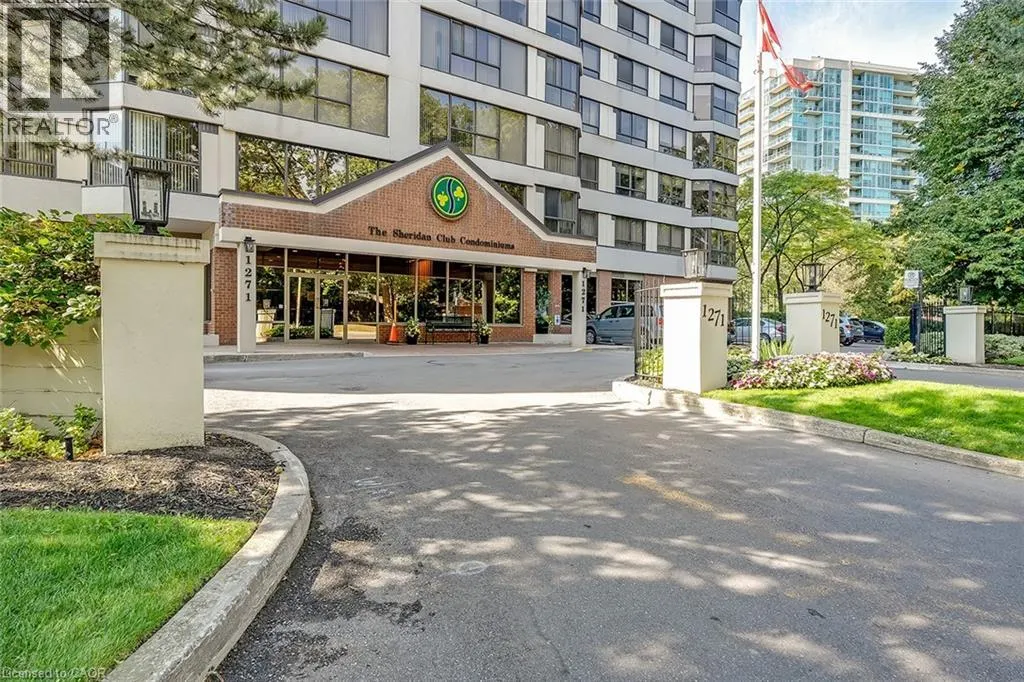 1271 WALDEN Circle Unit# PH105, #PH105