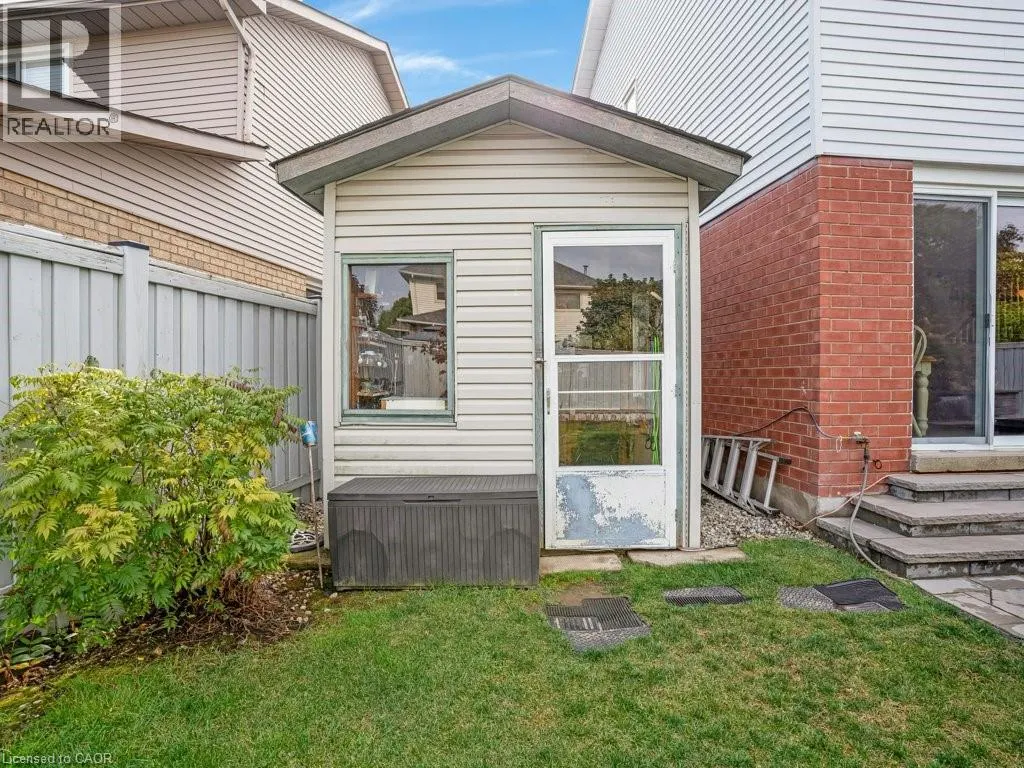 3363 CARDIFF Crescent