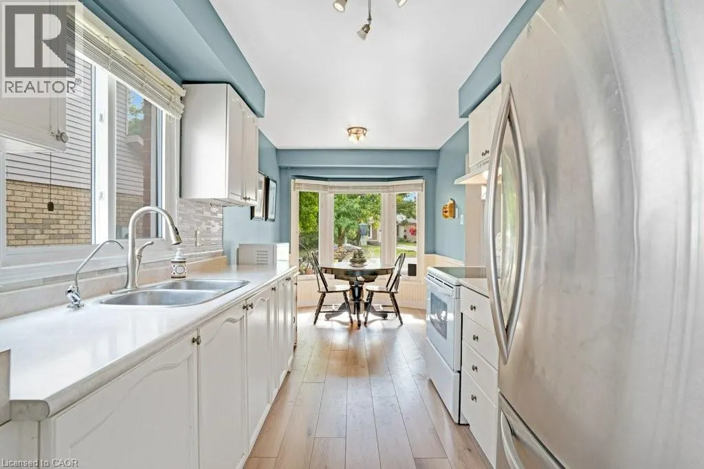 3363 CARDIFF Crescent