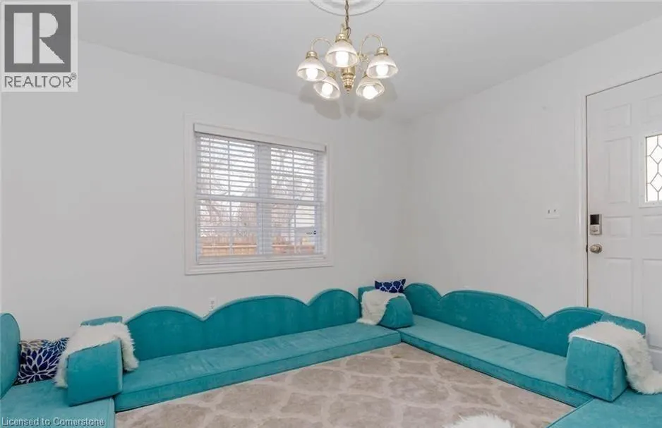 18 GREENLAW Place