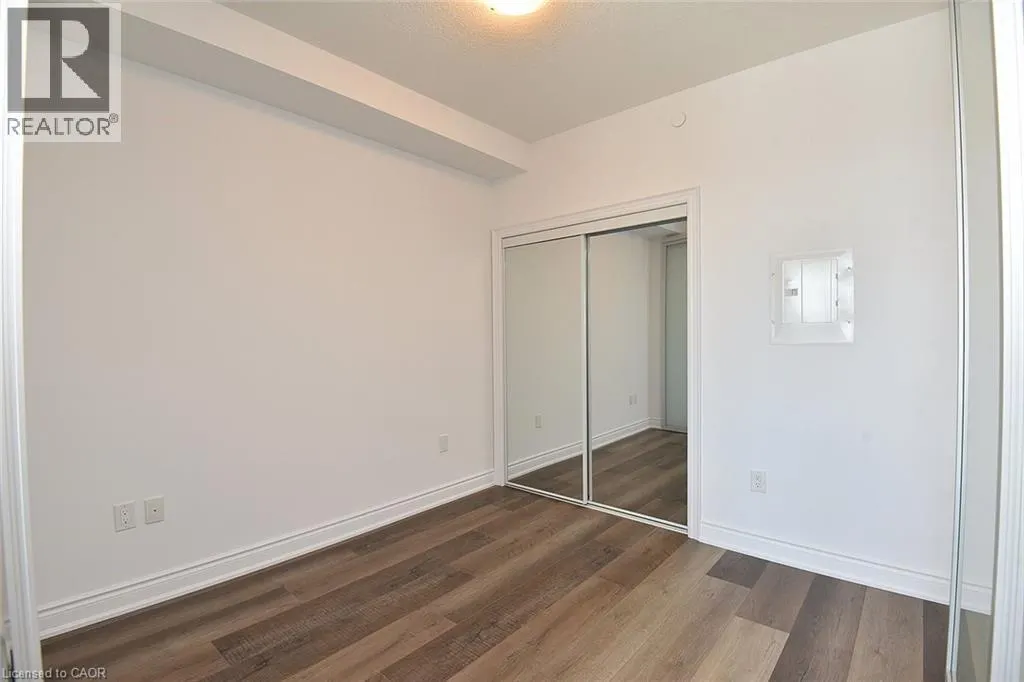 450 DUNDAS Street E Unit# 612, #612