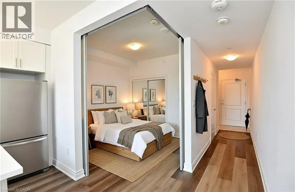 450 DUNDAS Street E Unit# 612, #612