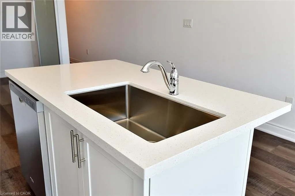 450 DUNDAS Street E Unit# 612, #612