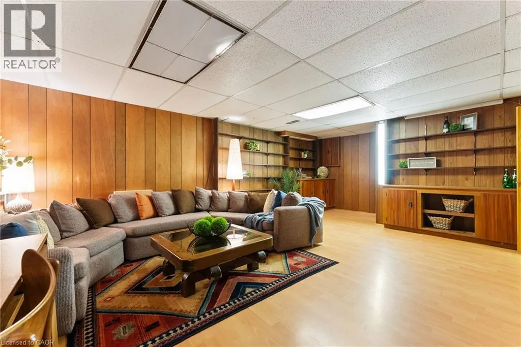 104 BERKINDALE Drive