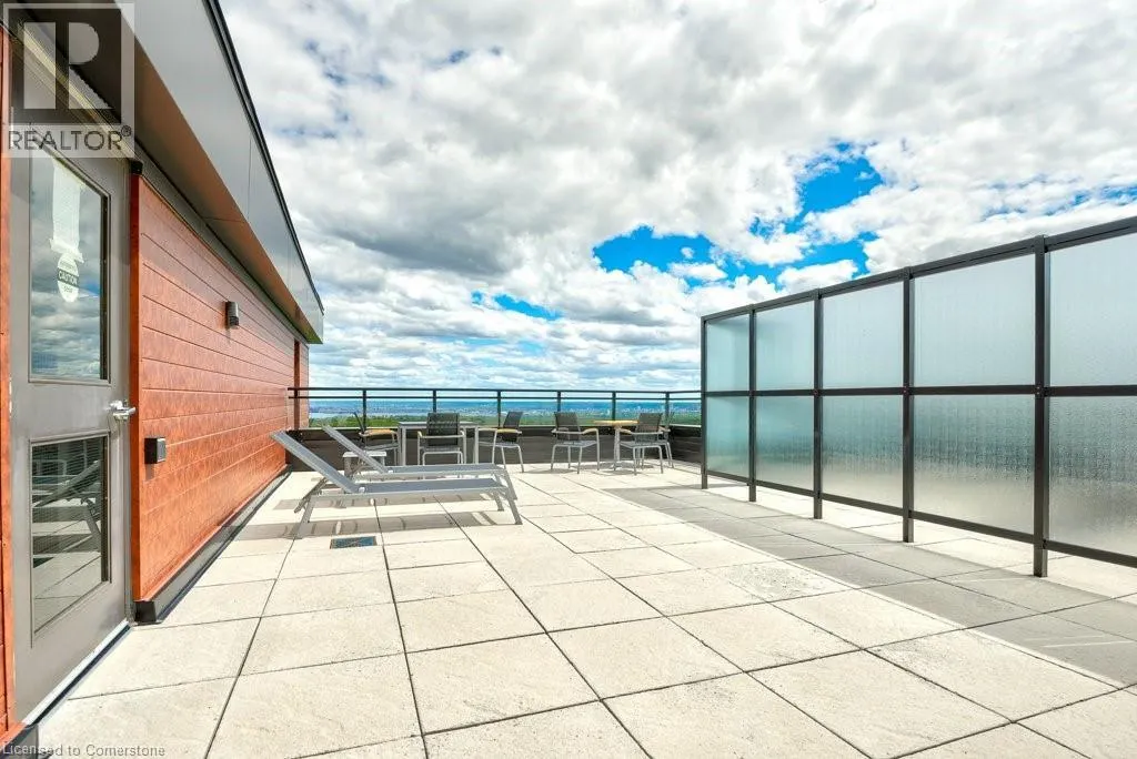30 HAMILTON Street S Unit# 407, #407