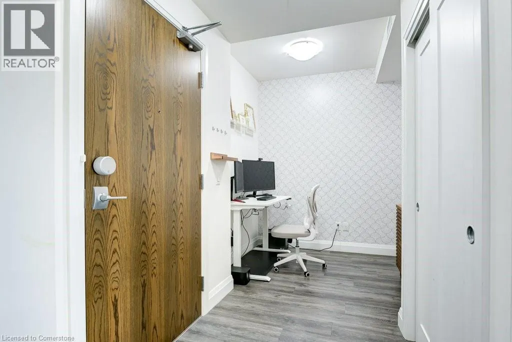 30 HAMILTON Street S Unit# 407, #407
