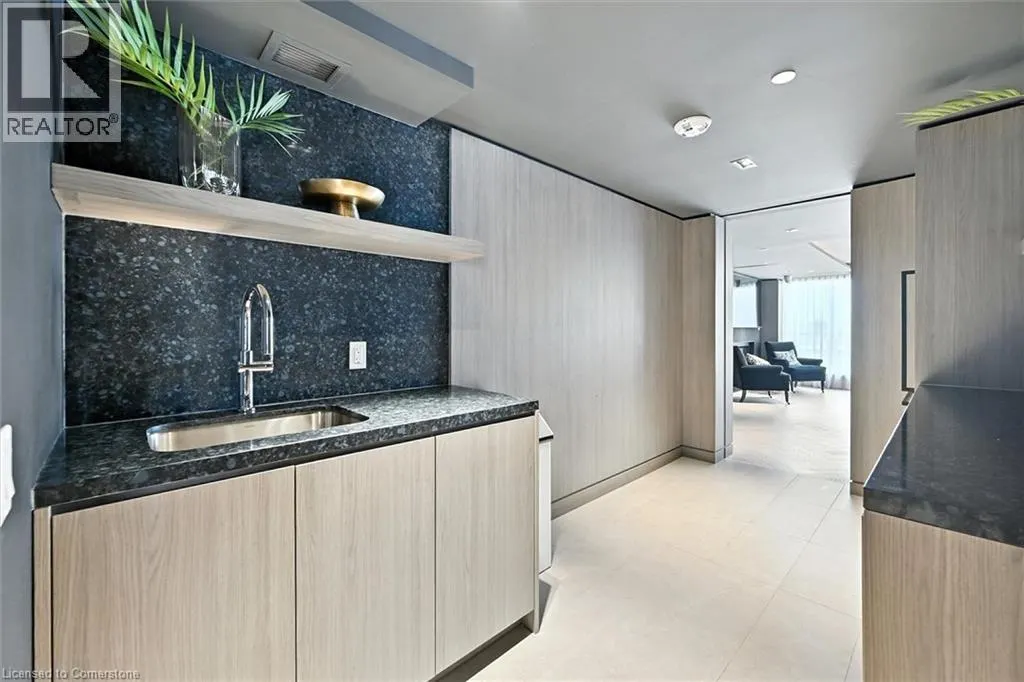 405 DUNDAS STREET Street W Unit# PH06, #PH06