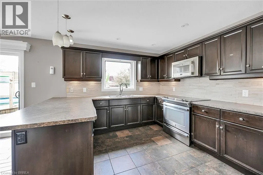 505 LAKEVIEW Drive