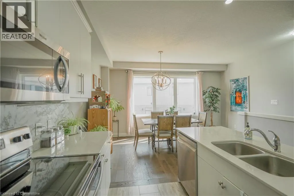 2070 MEADOWGATE BLVD Unit# 104, #104