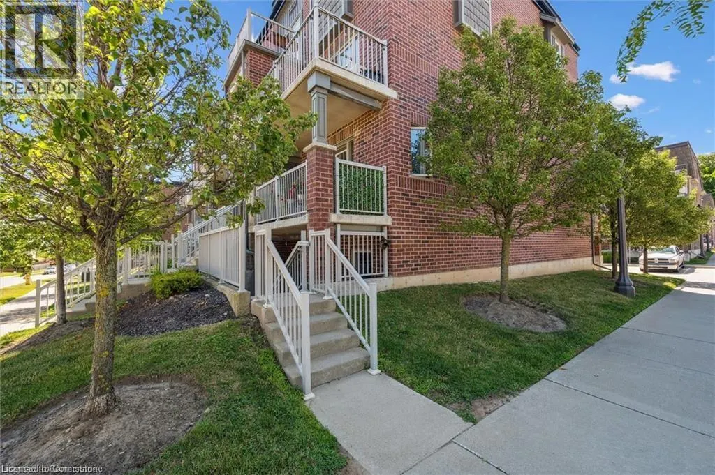 20 SIENNA Street Unit# D, #D