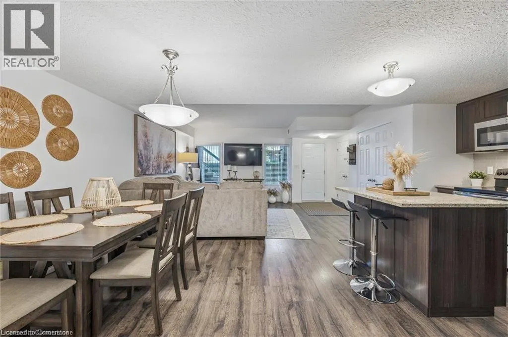 20 SIENNA Street Unit# D, #D