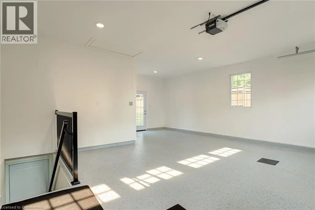18 NORTHSIDE Drive