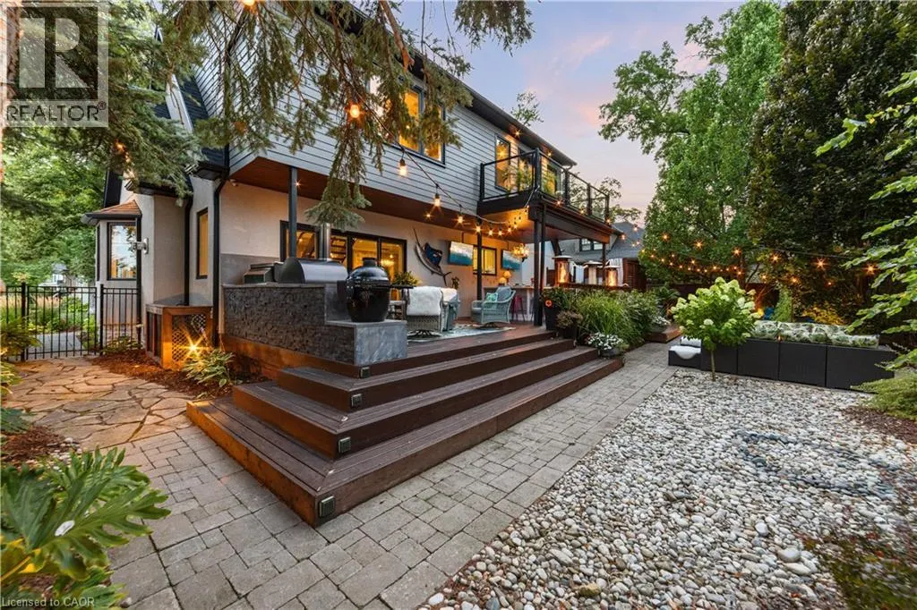 535 LOCUST Street