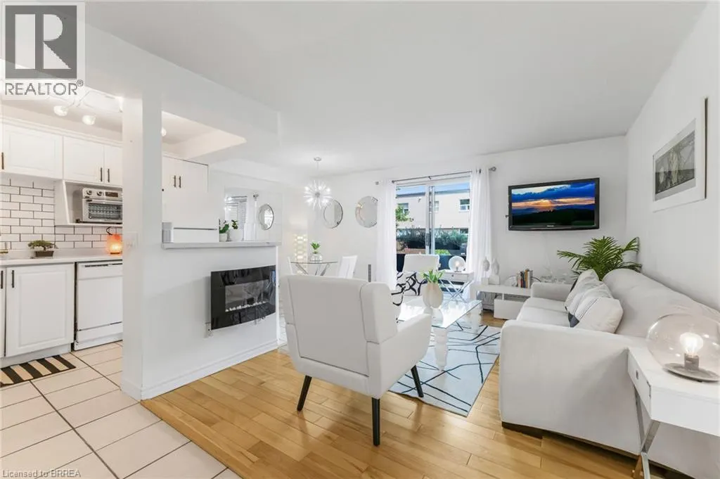 640 GREY Street Unit# 206, #206