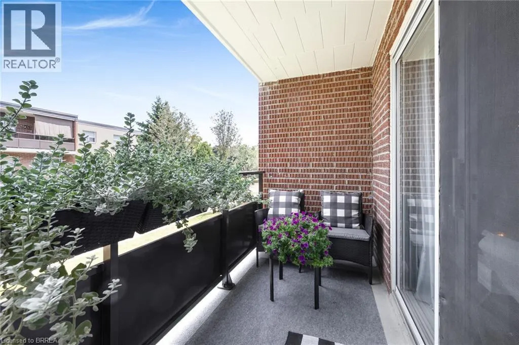 640 GREY Street Unit# 206, #206