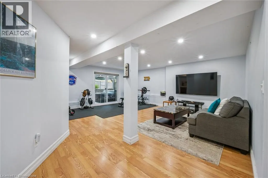 405 SPICE BUSH Street