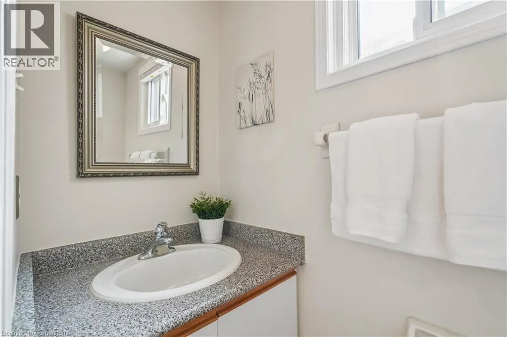 1 BIRCHWAY Place