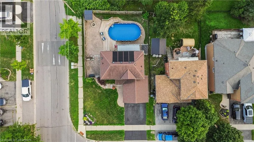 1 BIRCHWAY Place
