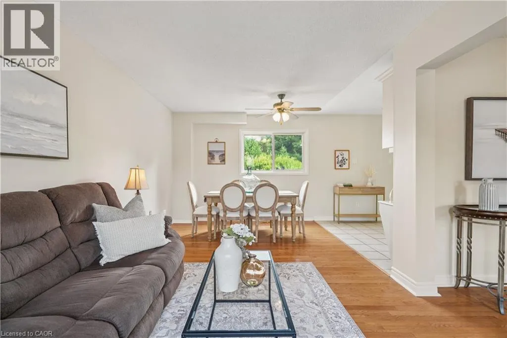 1 BIRCHWAY Place