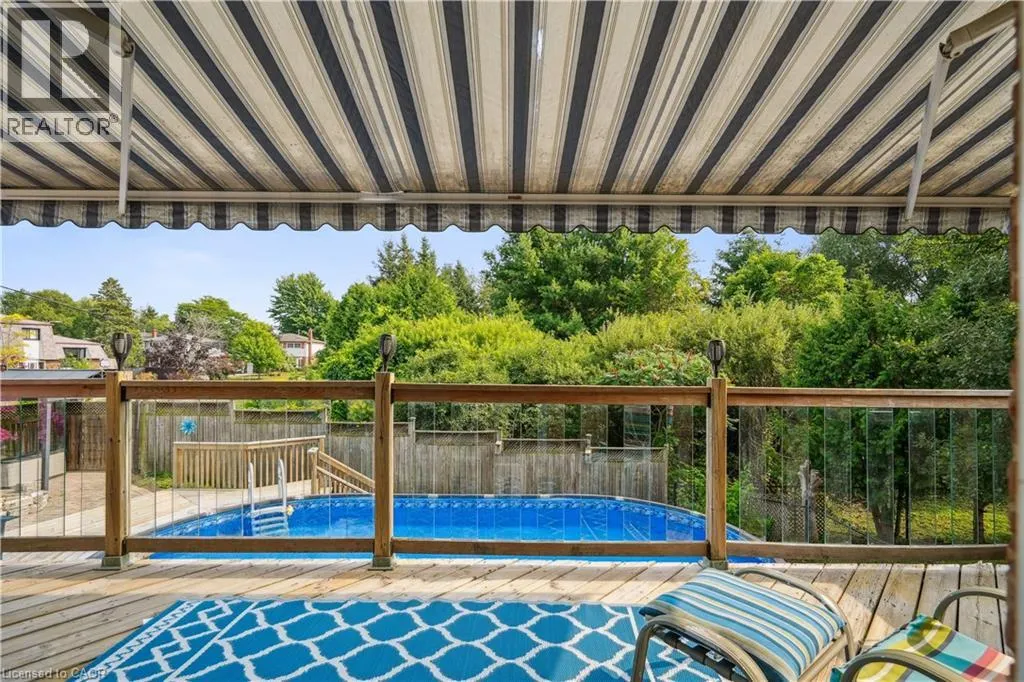 1 BIRCHWAY Place