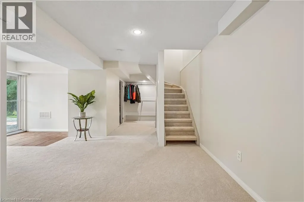 1 BIRCHWAY Place