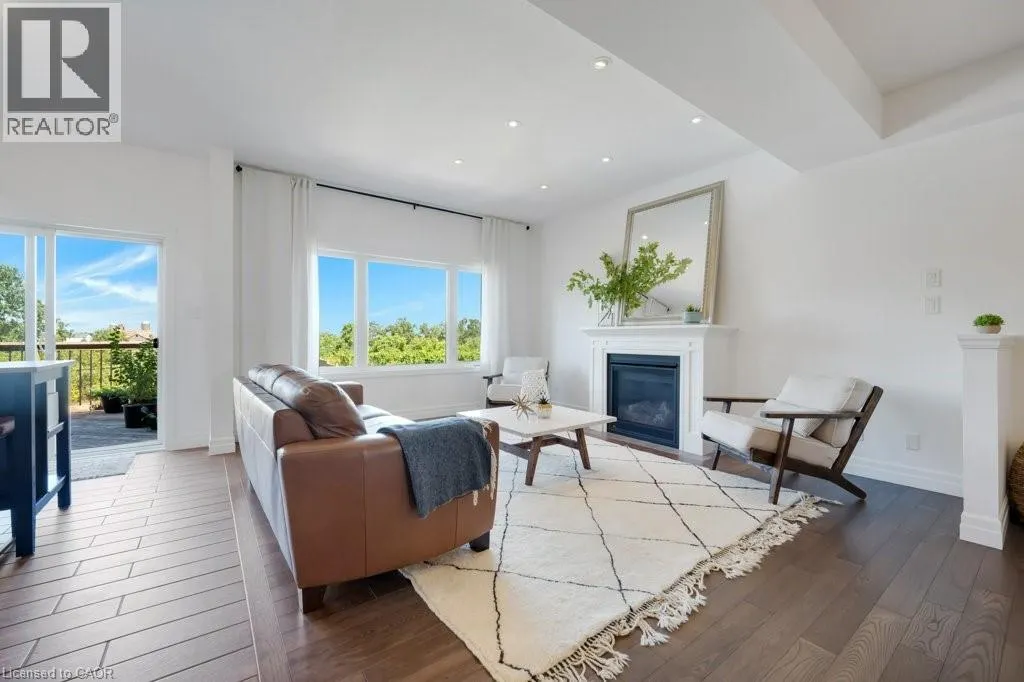 160 FREURE Drive