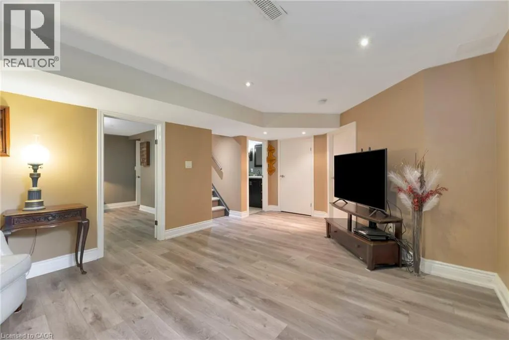 2184 GOVERNORS Road