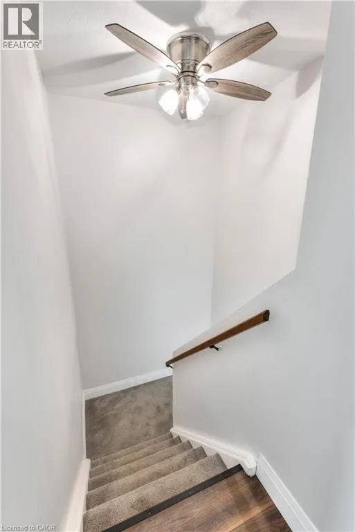 28 UNDERHILL Crescent Unit# 8, #8
