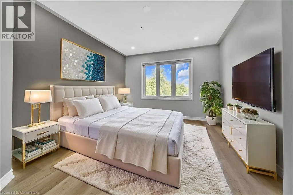48 JAMES YOUNG Drive