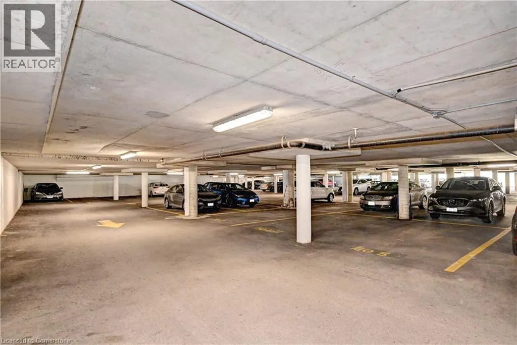 24 MARILYN Drive N Unit# 401, #401