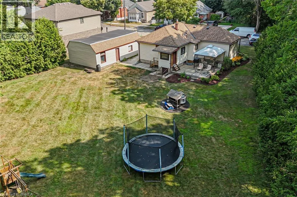 35 WADE Avenue