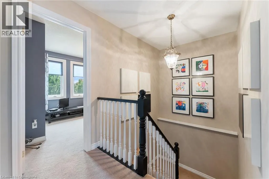 18 ROSEBURY Way