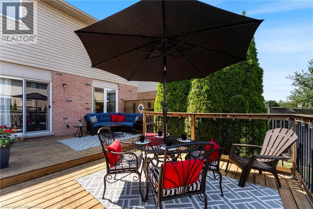 18 ROSEBURY Way